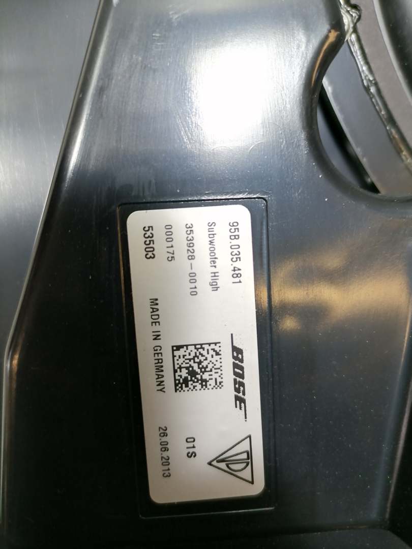 Porsche Macan original Bose Subwoofer Bj.2015